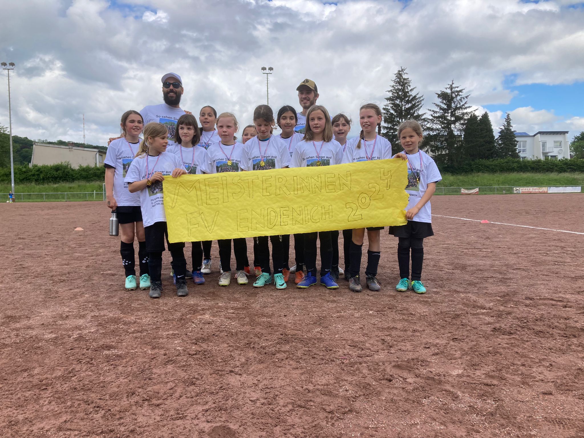 Mannschaftsfoto Staffelsieg 2023/24